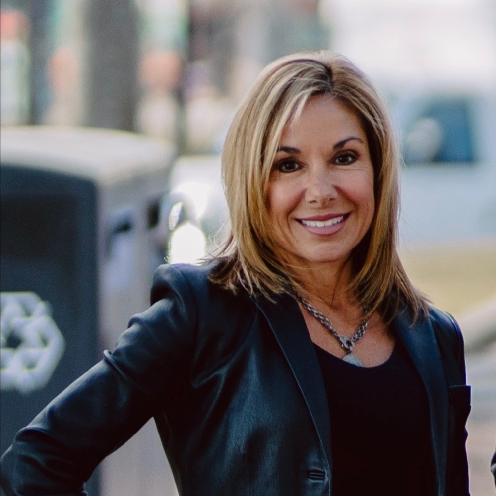 Meet your Posher, Ellen